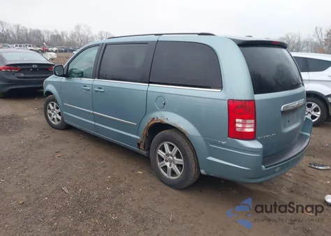 2010 Chrysler Town & Country Touring из США, поврежденный, VIN 2A4RR5D17AR373664